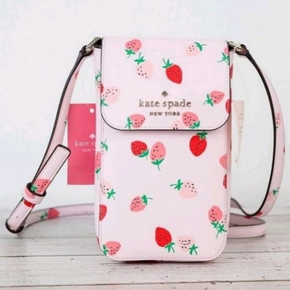 Kate Spade Strawberry Crossbody ♠️